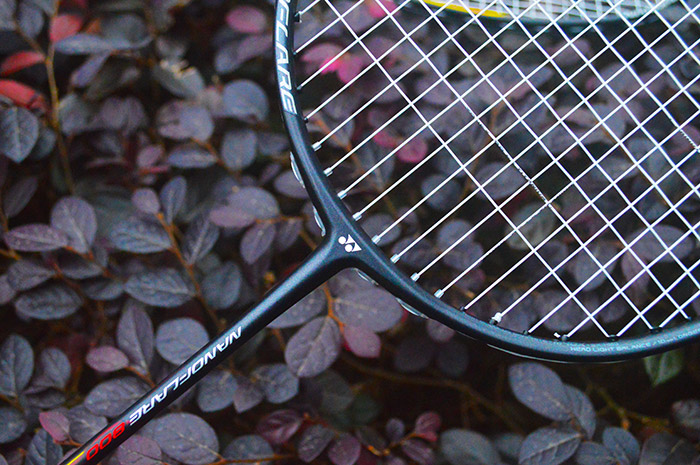 疾光1000尤尼克斯测评,尤尼克斯疾光800实战