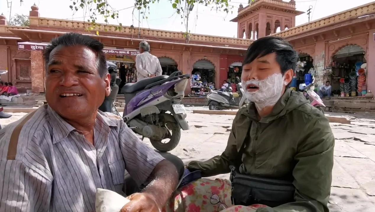 印度贫民窟爆红生意,国内不起眼的赚钱生意