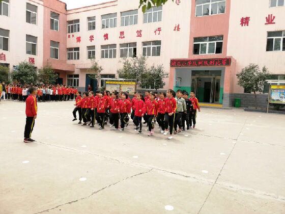 展学生风采,展队列风采秀朝气活力