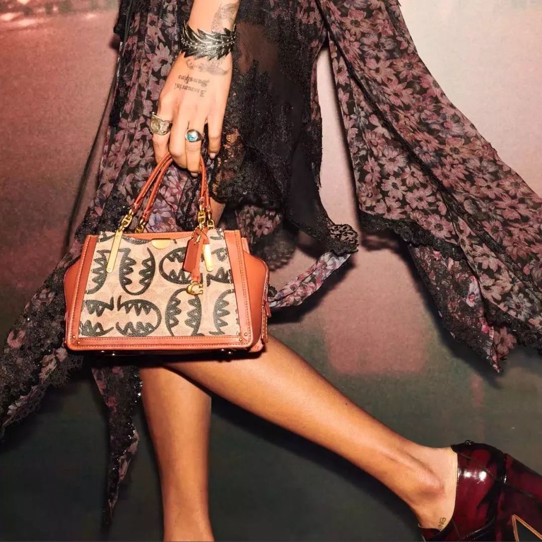 掐指一算就知道的表情包,掐指一算还挺准表情包