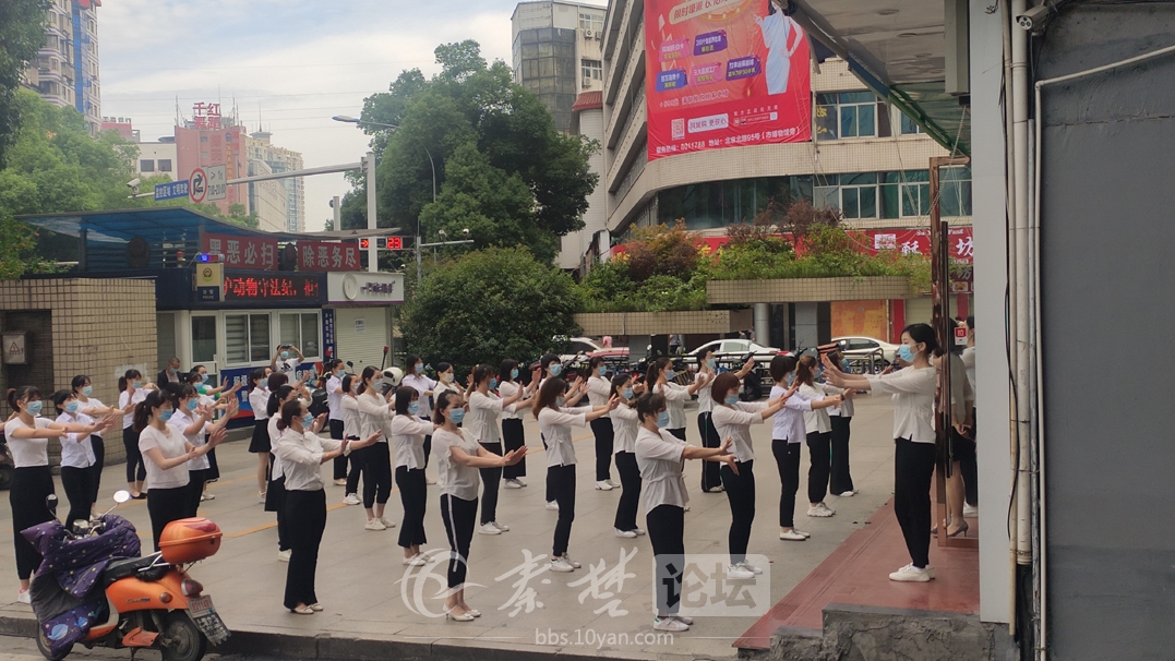 湖北十堰内衣店实体店,最近十堰文胸内衣店