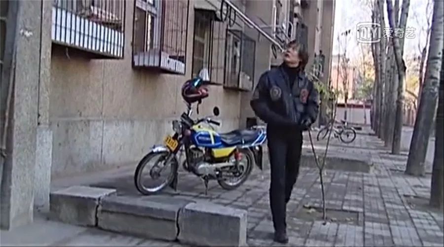 琥珀——难得的汽车题材剧目（上）