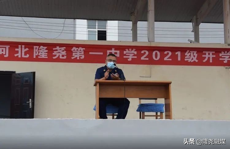 培训演练全面筑牢校园消防安全,消防安全进学校筑牢校园防火墙