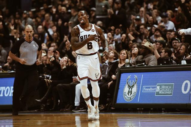 4年176亿顶薪续约,4年1亿美元合同续约武切维奇