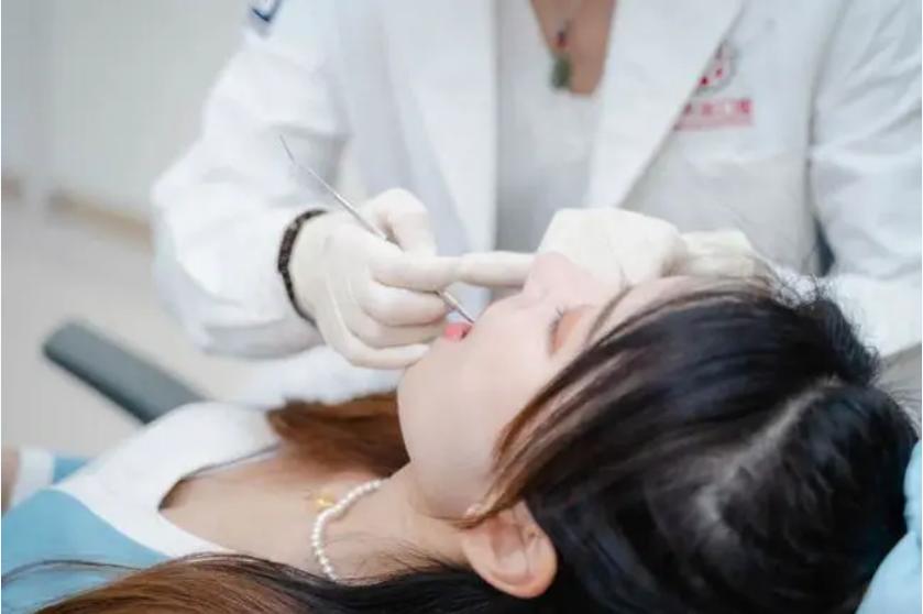 牙科矫正牙齿的步骤,小细节大文明欢度国庆礼仪篇