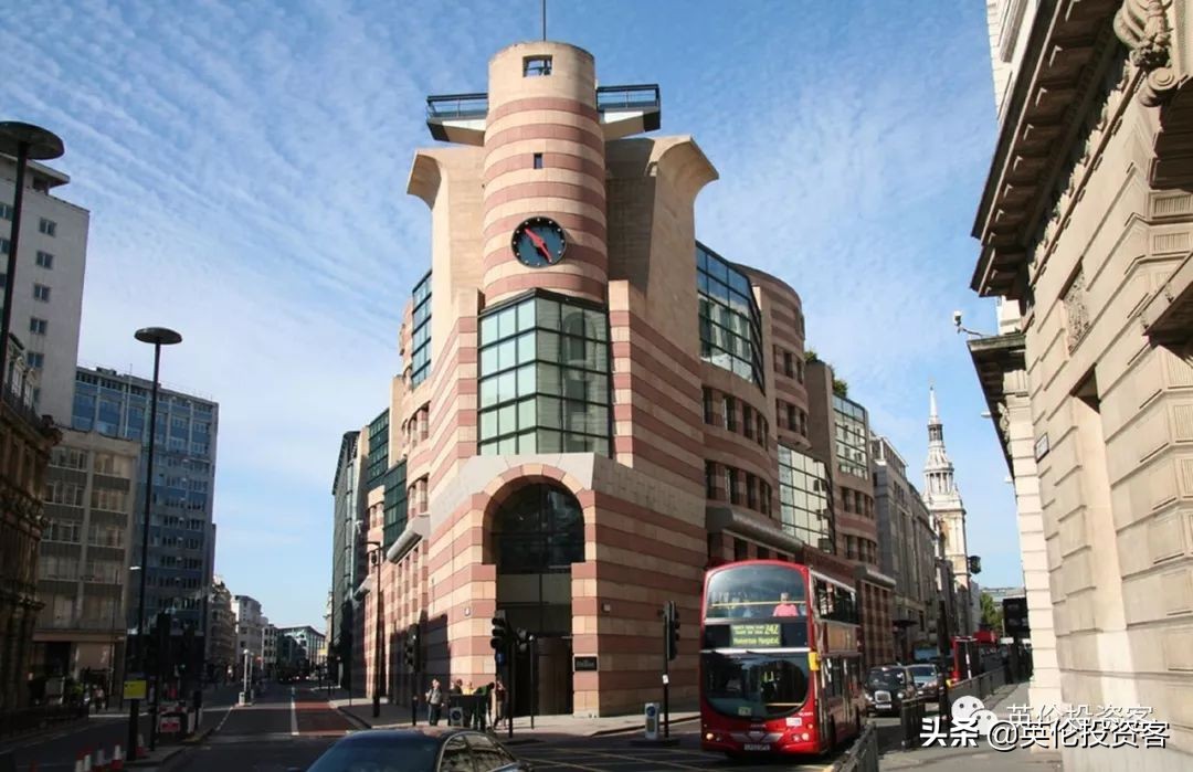 香港富豪转战内地,香港富豪开始变卖房产