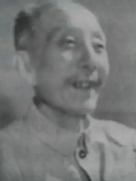 浙江名医吴少怀先生用滋养心脾，以生气血法治疗不寐医案研读