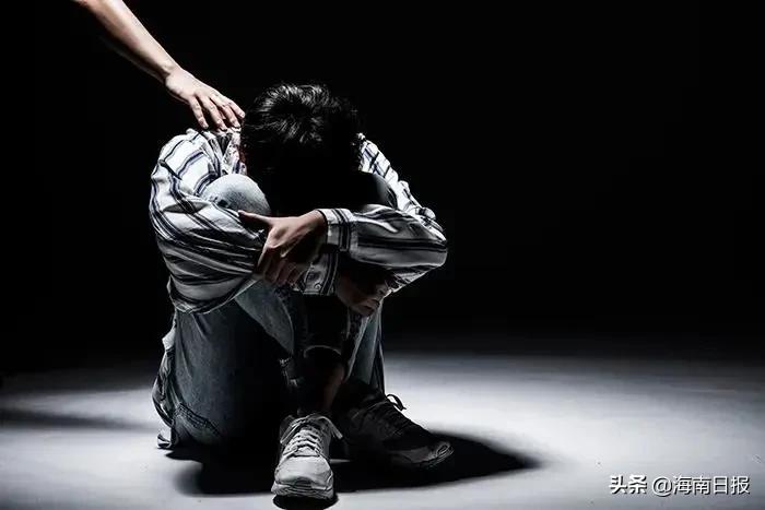 15岁抑郁症自救方法,17岁抑郁症自残还能治愈吗