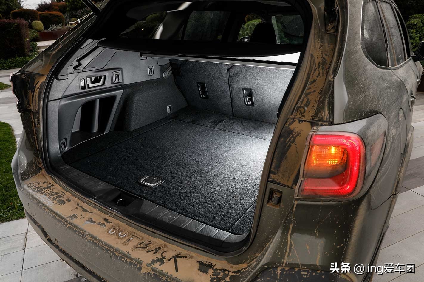 斯巴鲁傲虎awd11款,斯巴鲁傲虎awd亮什么原因