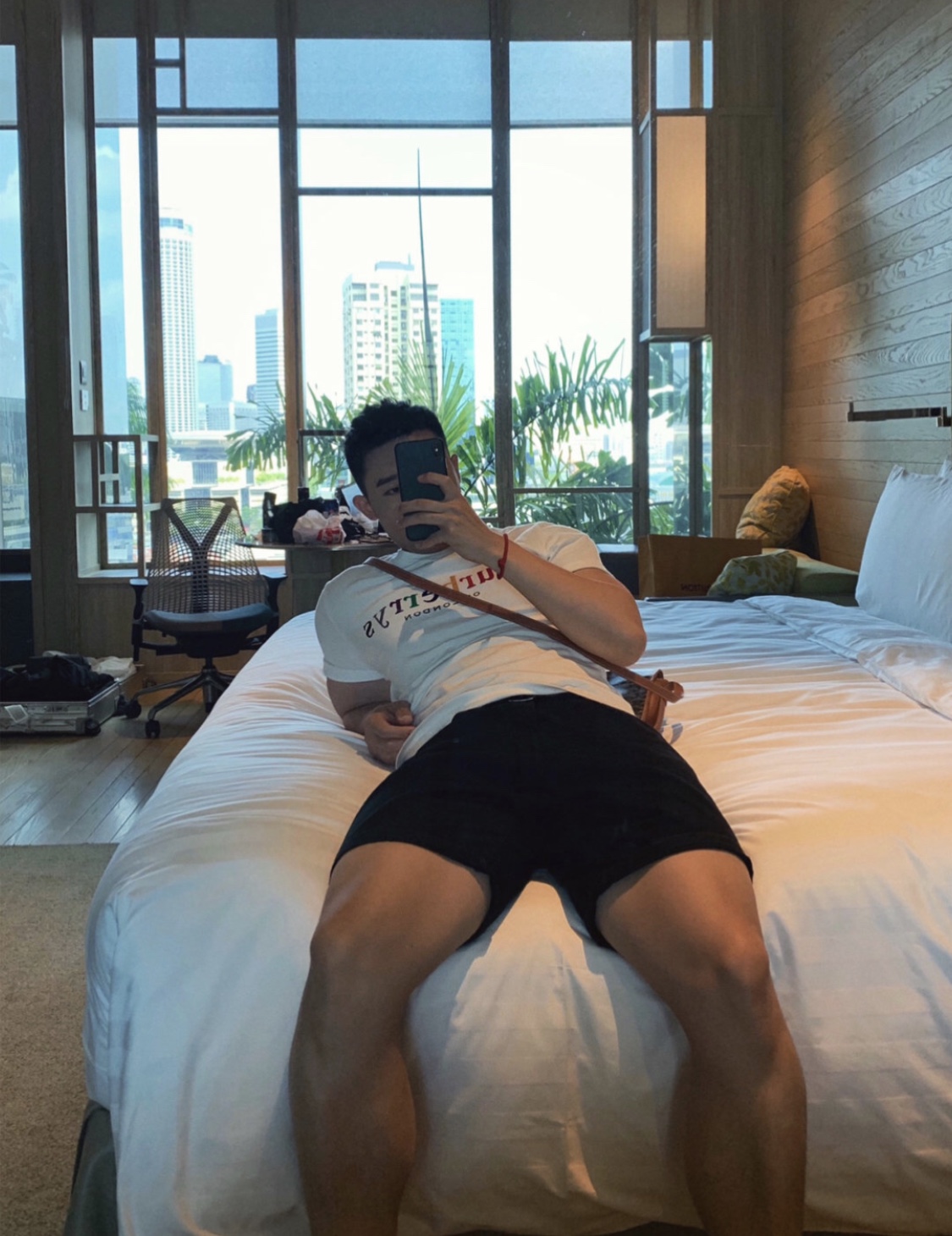 潮男必备穿搭小物件,2020潮男穿搭配饰