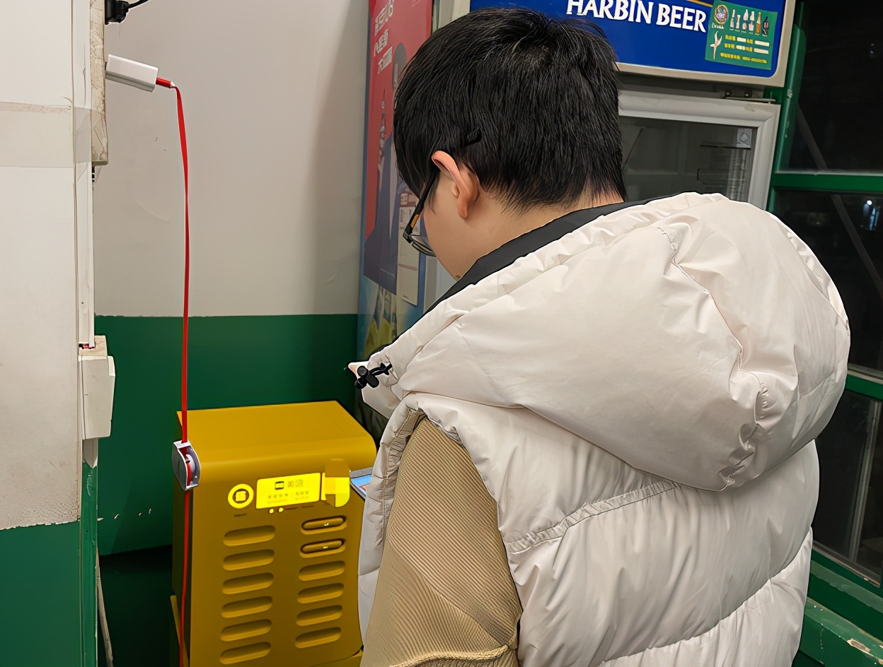 为什么借充电宝要这么多钱,借的充电宝靠谱吗