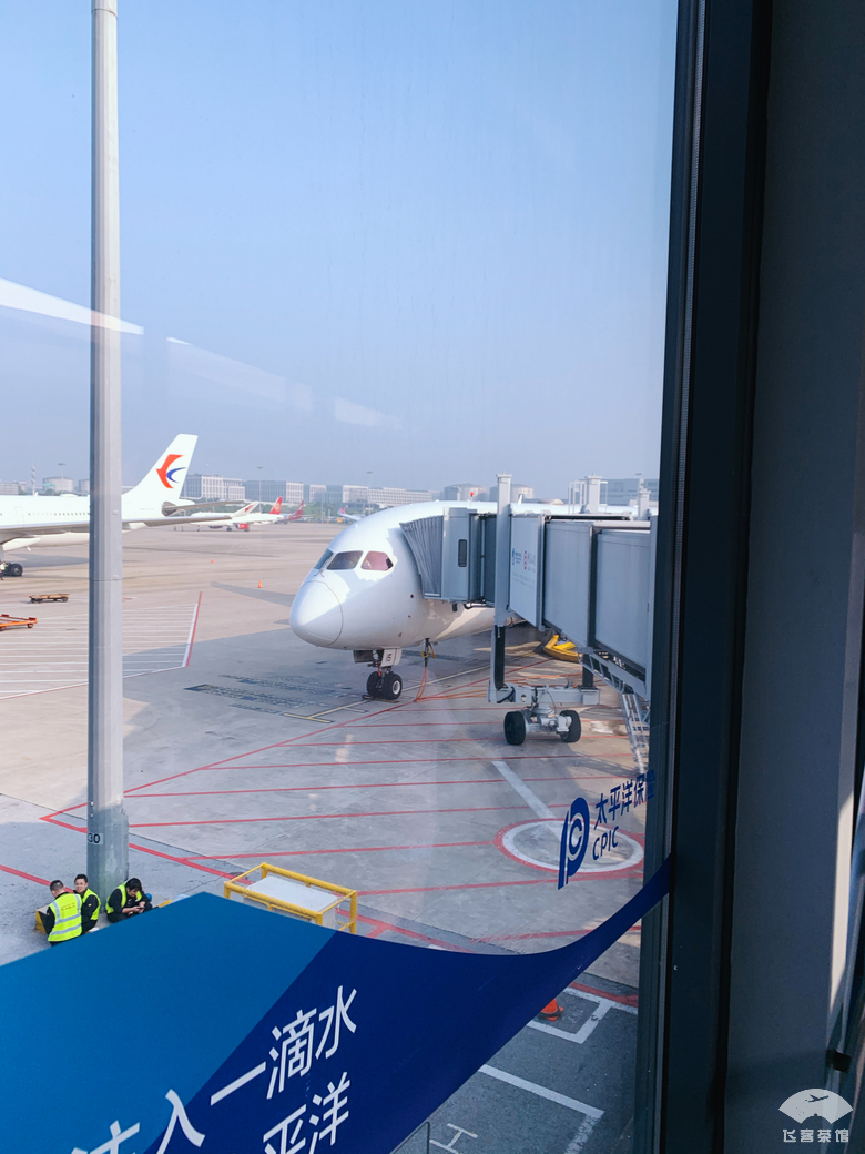 波音787-8宽体机,吉祥航空第一架b787提机全记录