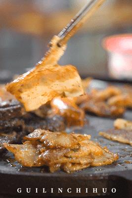 被安利了3年的长沙网红烤肉店,这回在桂林终于吃上了