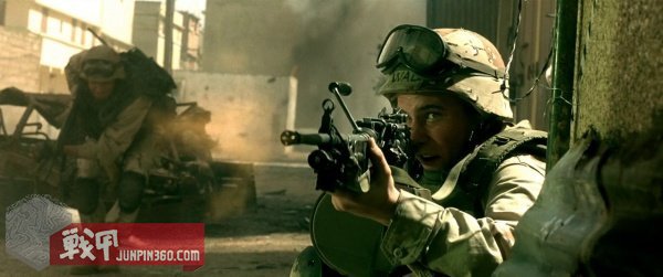 美国黑鹰战机坠落视频,黑鹰坠落最震撼视频