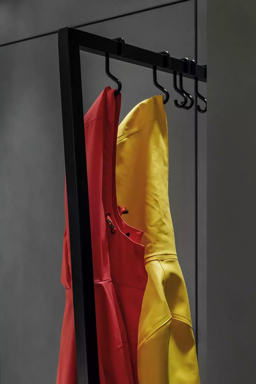 人生第一套房不是娘家也不是婆家,人生第一套房子不靠父母