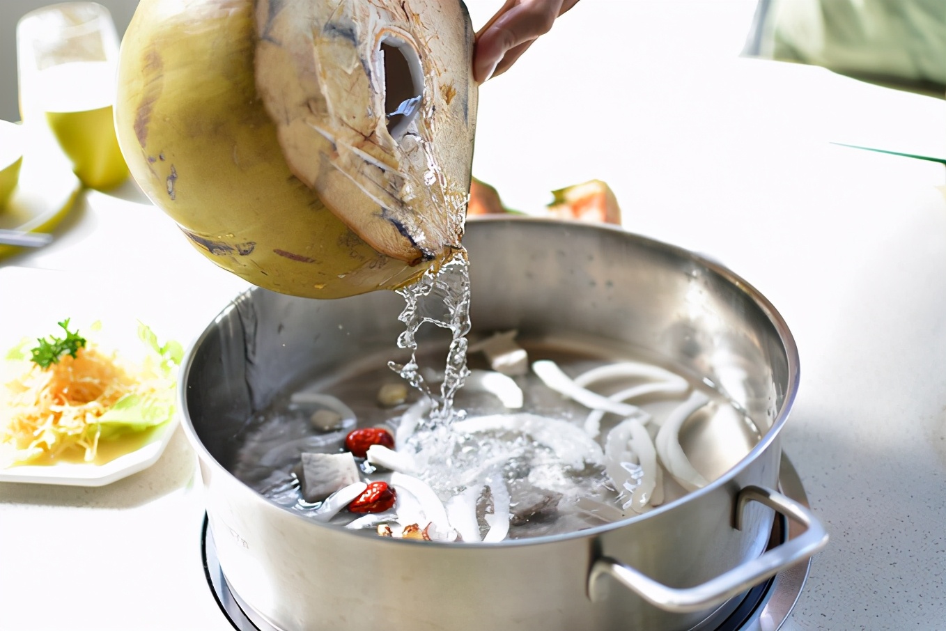 来三亚必吃的海南菜,三亚旅游在哪里吃海南菜