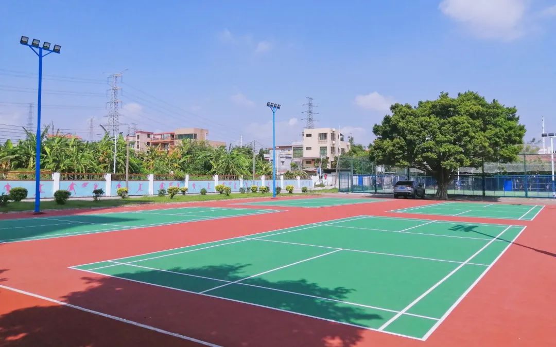 羽毛球场被停车怎么办,羽毛球场被停车