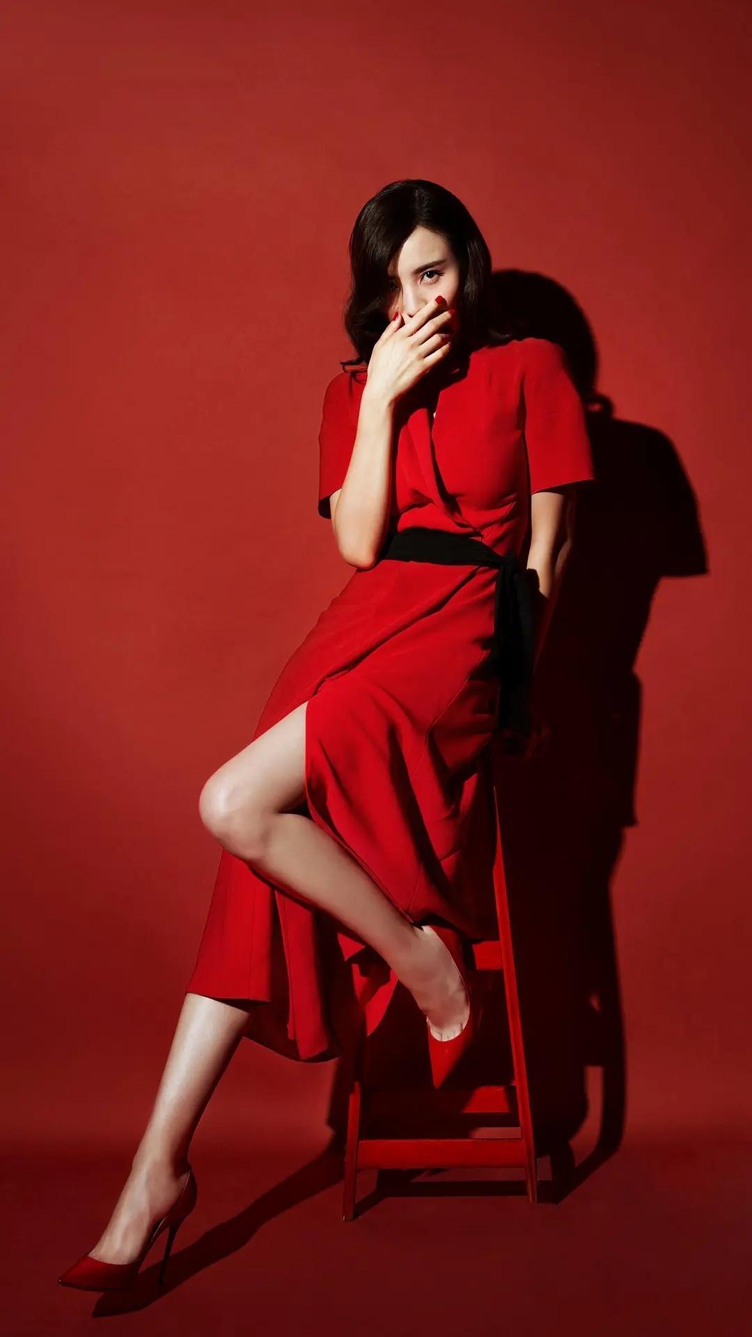 小宋佳风情万种视频 (现实中的小宋佳)