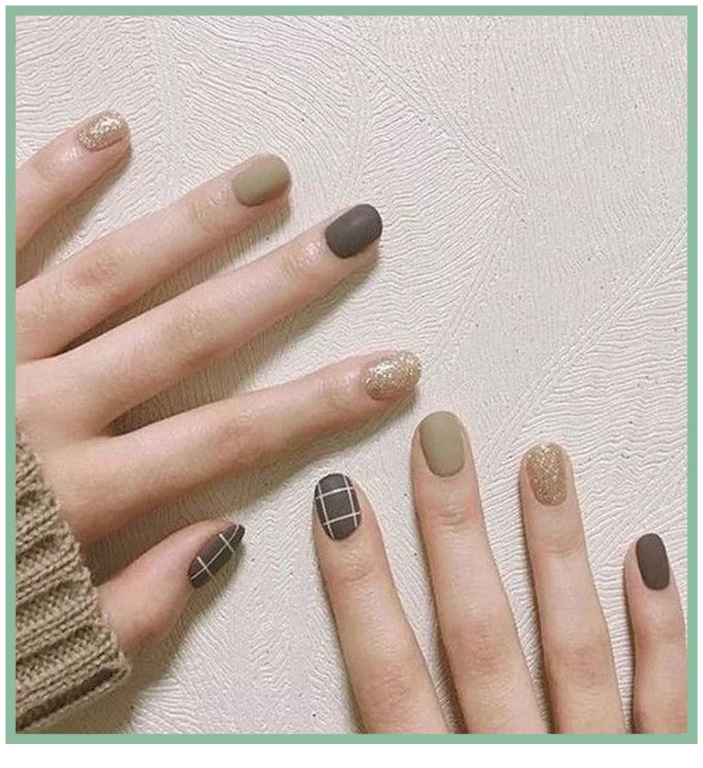 今年流行女款秋冬新款裙子,今年秋冬流行什么半身裙子