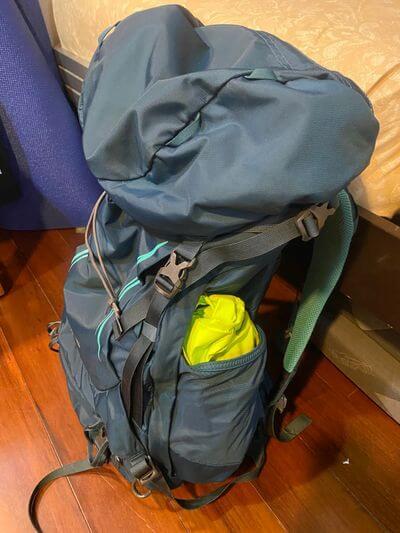 始祖鸟冲锋衣beta荧光绿穿搭,始祖鸟arcteryxleafalphagen2冲锋衣