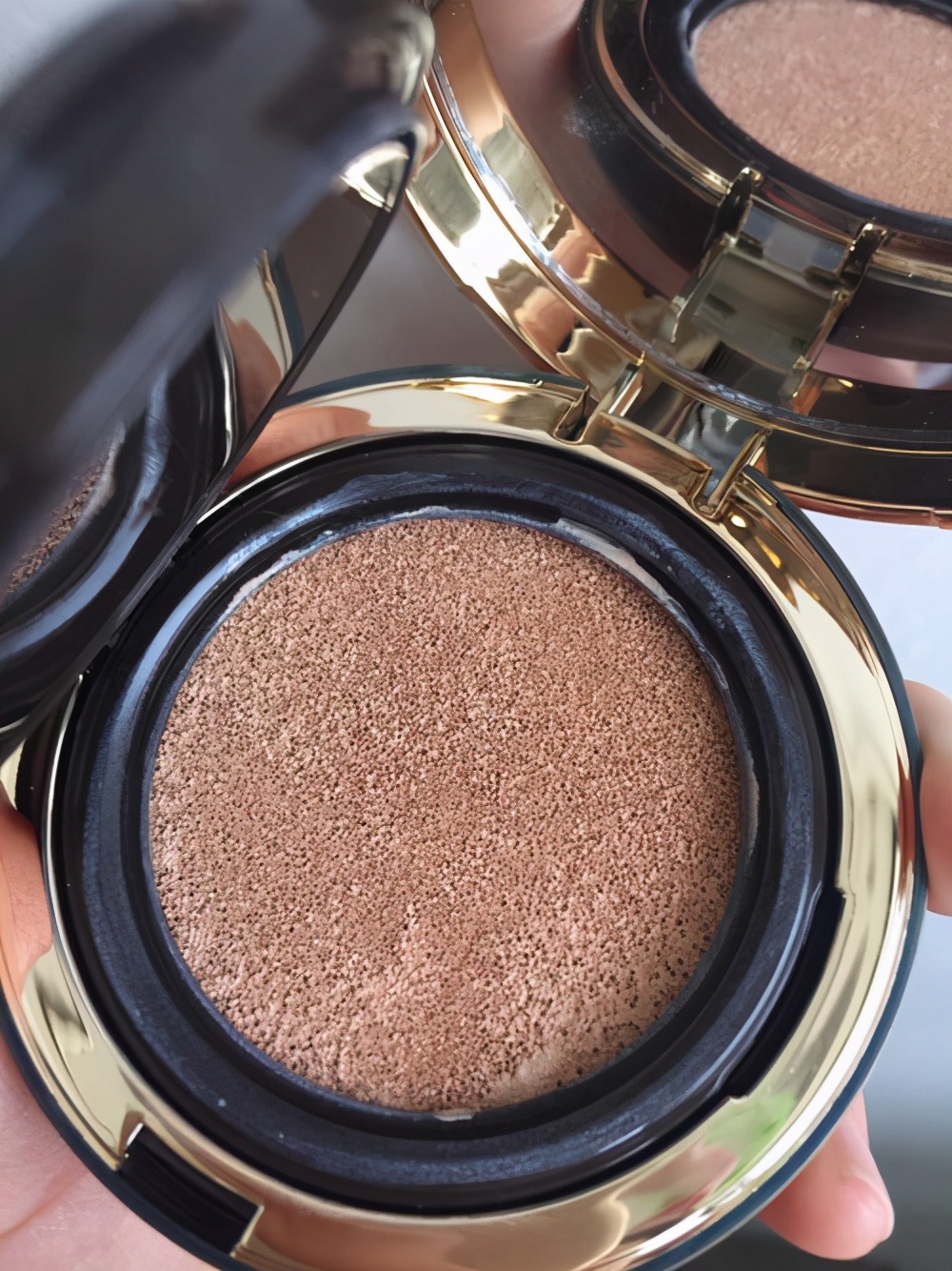 平价滋润保湿气垫可遮毛孔,秋冬气垫推荐混油皮遮毛孔