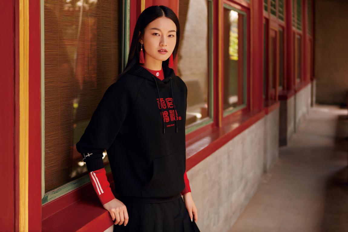 浼楁槦浜浉鏃跺皻搴嗗吀,浼楁槦浜戦泦鏃跺皻鐩涘吀