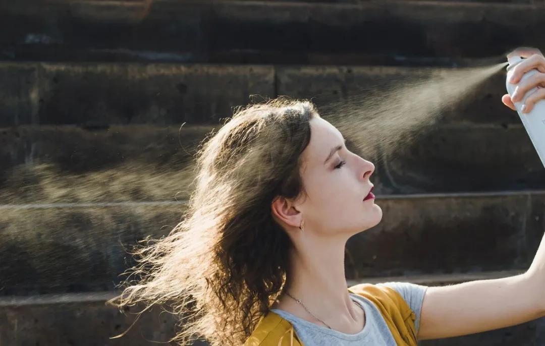 脸干爆皮还长痘怎么补救最快,干皮修护皮肤屏障长痘