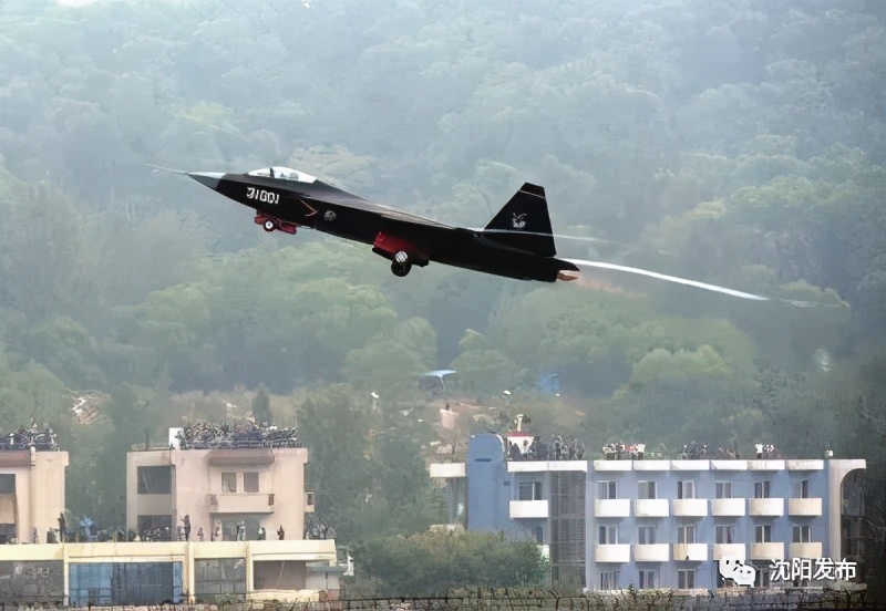 沈飞航空博览园参观战斗机,沈飞歼鹘鹰战机
