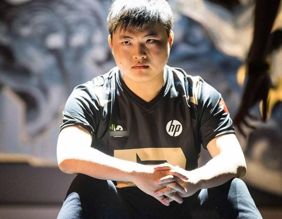 鐢电珵鍦堥泦浣撲负uzi鍙戝0,鐢电珵鍦堝ぇ浣垎鏂檜zi