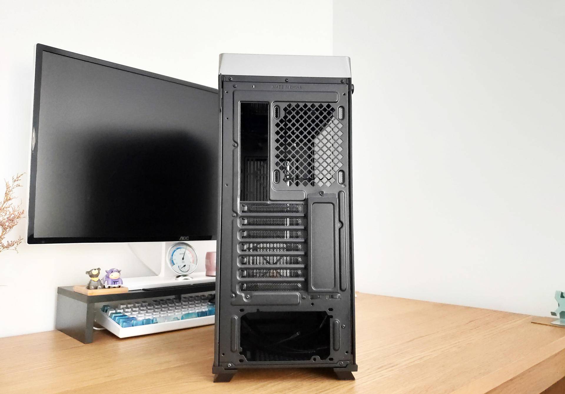 最新电脑攒机配置详解,电脑攒机组装硬件讲解