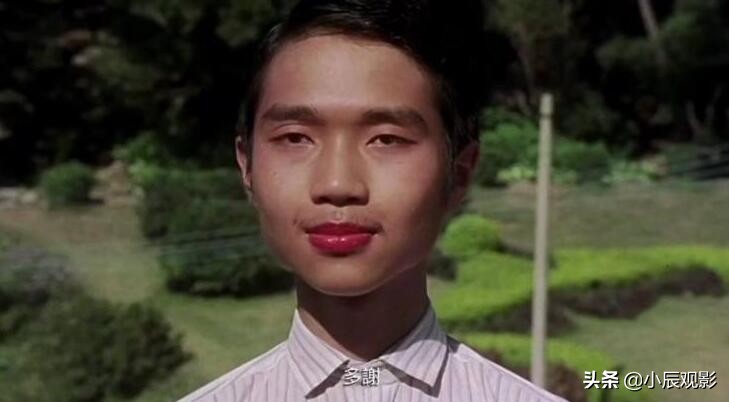 周星驰少林足球招牌动作,少林足球队周星驰演的完整版