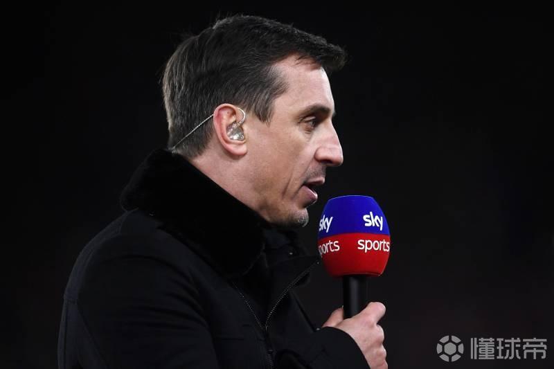 英格兰首发右后卫,右后卫最佳人员现役