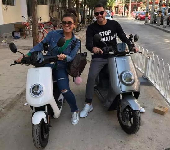 小女孩被老师批评作文,女学生作文被老师批评