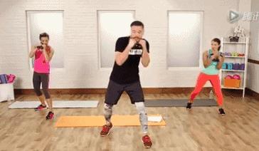 每天五百个卷腹多久才能看见效果,每天做100个卷腹有什么效果