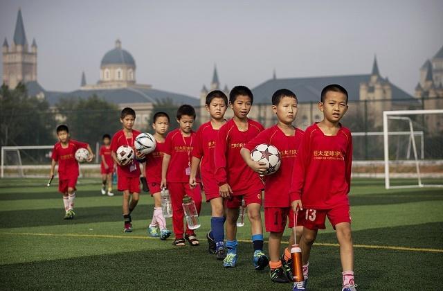 伊朗无缘决赛吗,国足0-12败伊朗是什么时候