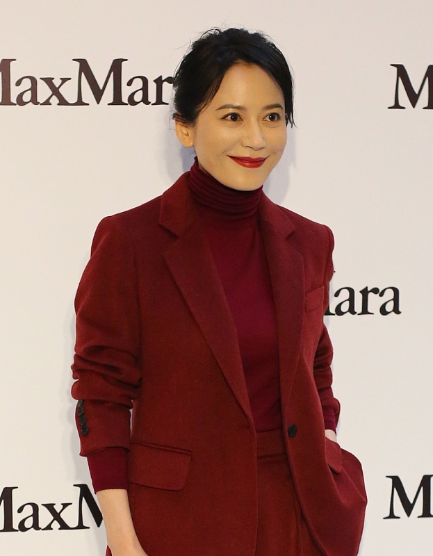 俞飞鸿高贵的穿衣搭配,俞飞鸿同款秋冬穿搭