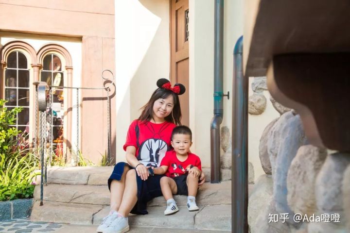 独自带2岁的娃怒刷了10次上海迪士尼，不听我听谁？