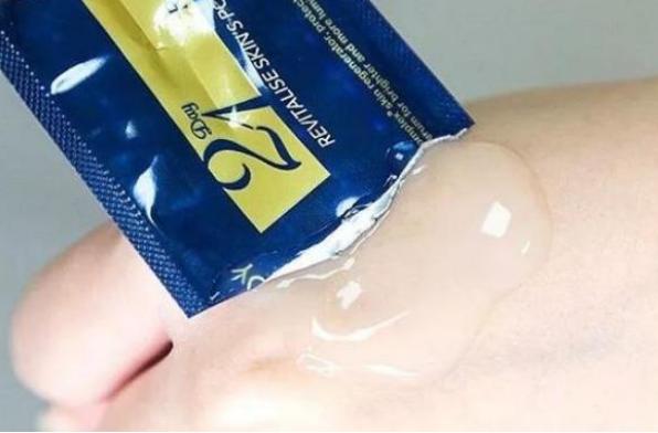 21天晚安精华适合敏感肌吗,风超大的抗老精华