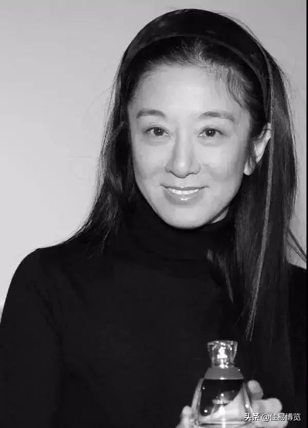 婚纱女王王薇薇生活态度,婚纱女王王薇薇视频