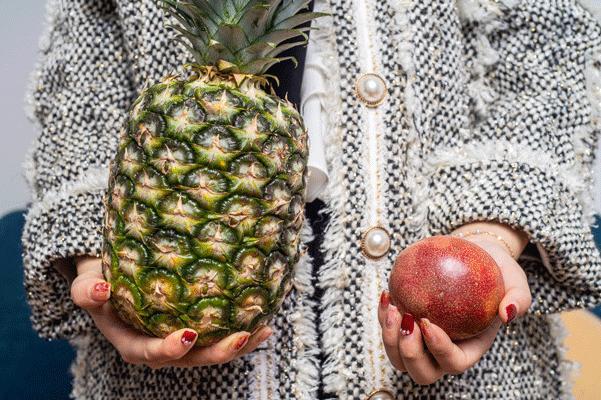 曝光！人广惊现1杯“少女*身失**茶”，快被小姐姐排疯了！