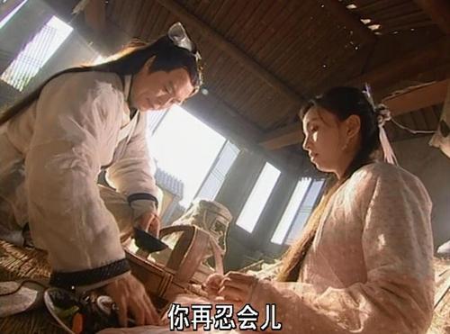 倚天剑和屠龙刀是谁所铸,倚天屠龙记屠龙刀与倚天剑合璧