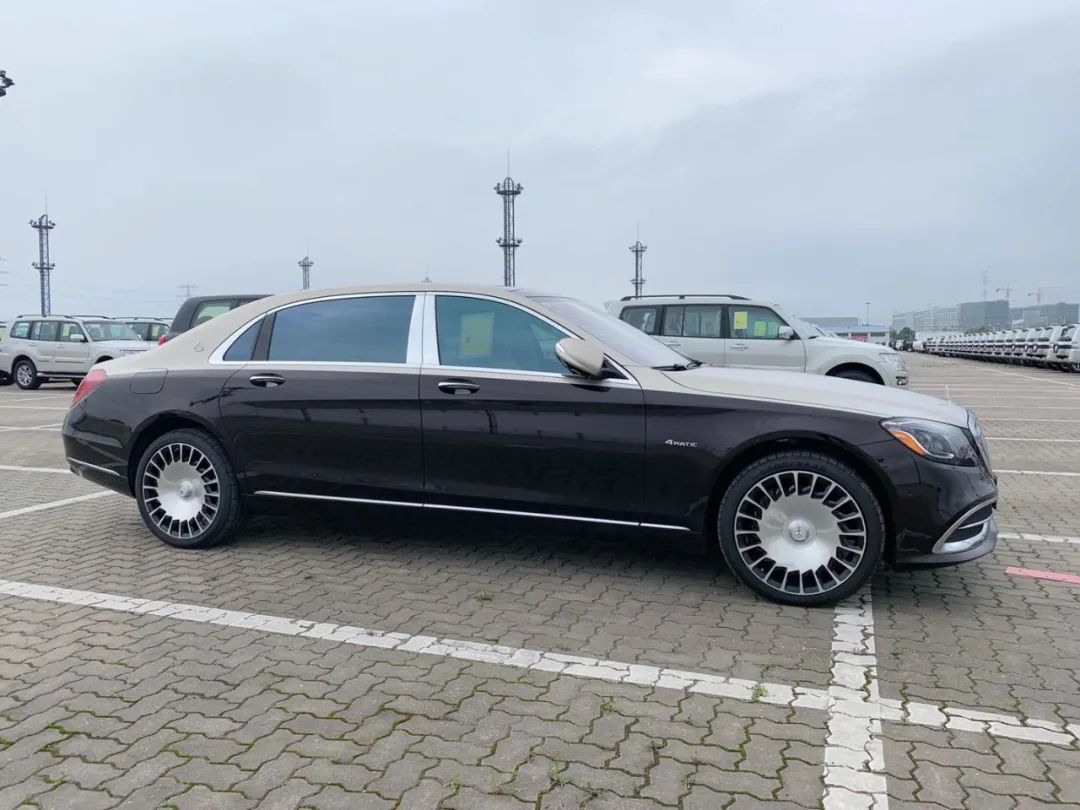 古思特100万左右的车,落地超千万的古斯特