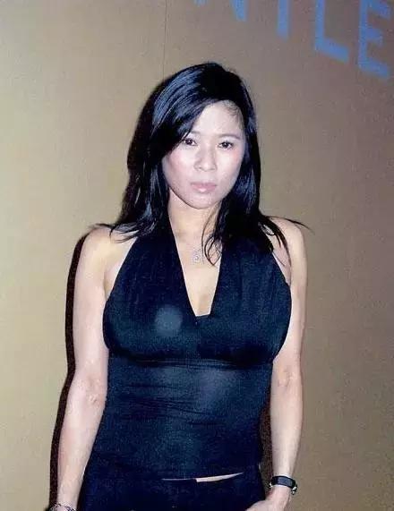 有钱有闲风华绝代,有钱有闲有美貌