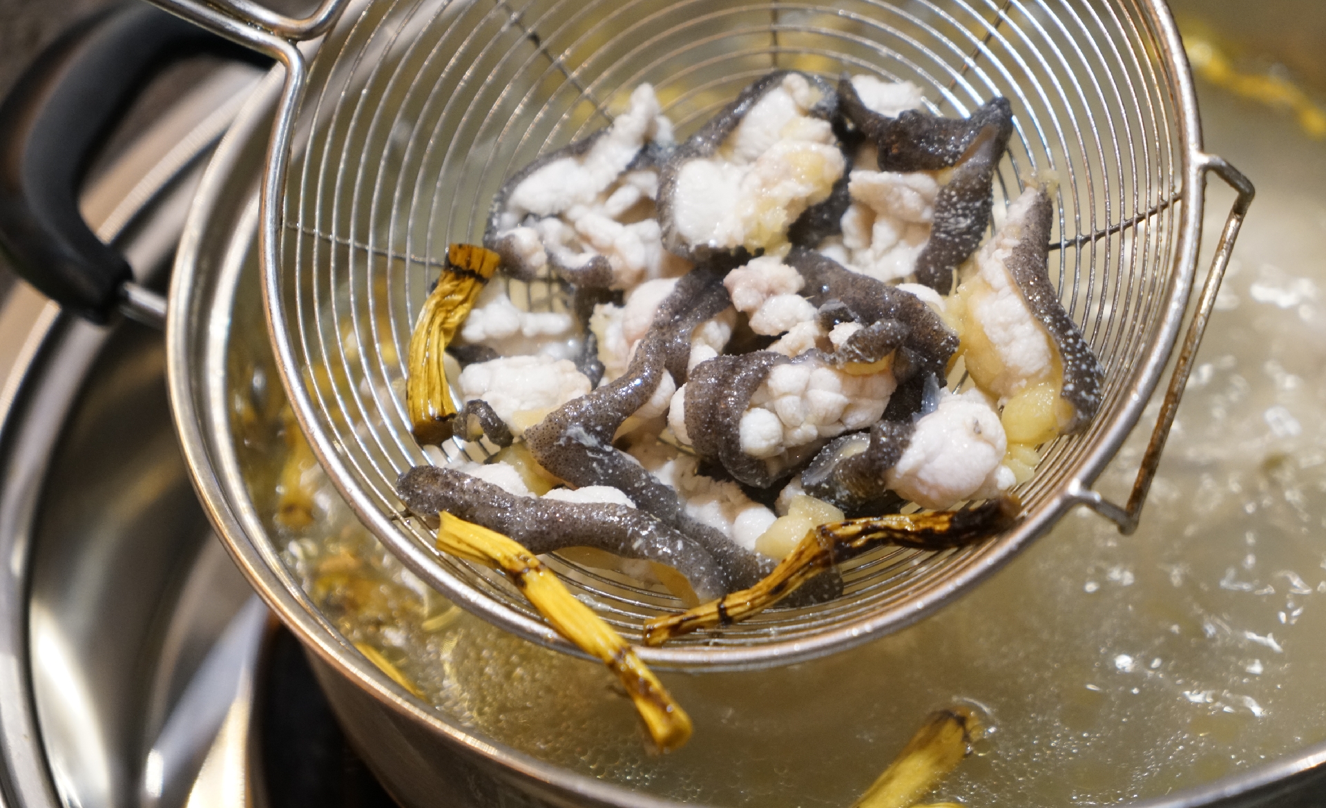 蛇肉有些蛇能吃还是有些蛇不能吃,蛇肉冬虫夏草