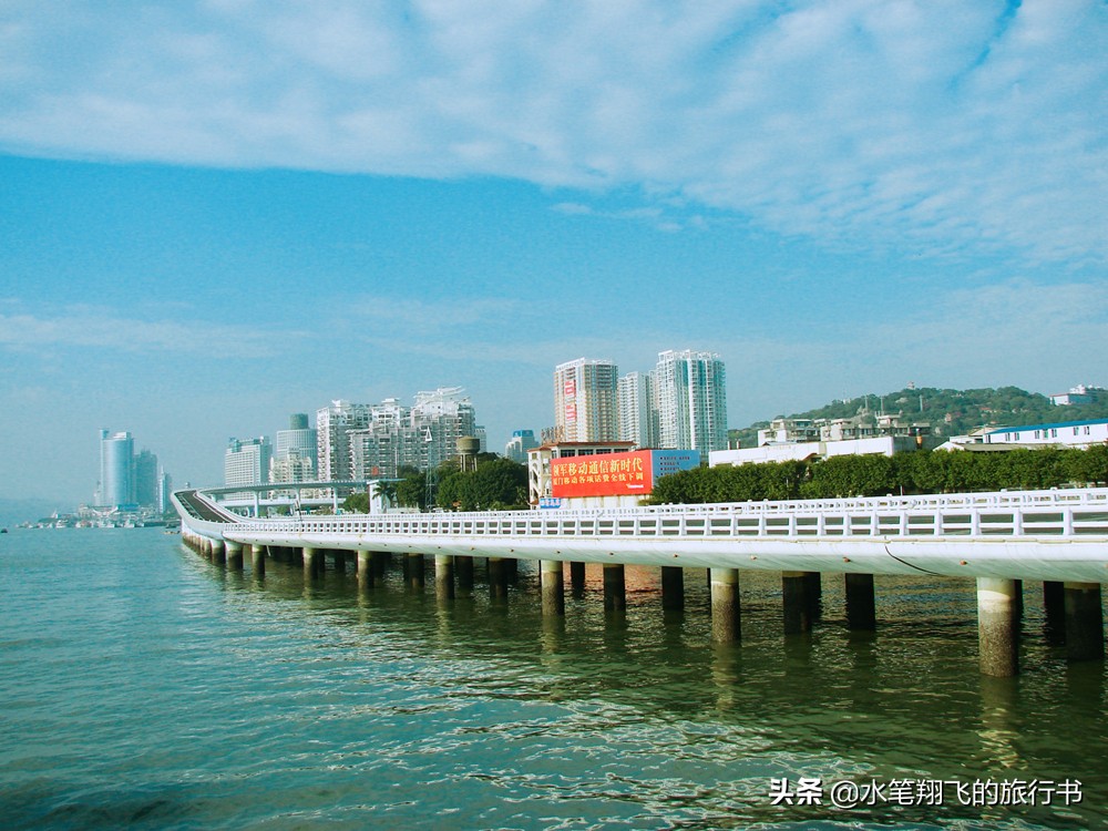 厦门有这样一个地方｜小和尚的邻居是大学生，古朴与摩登并存