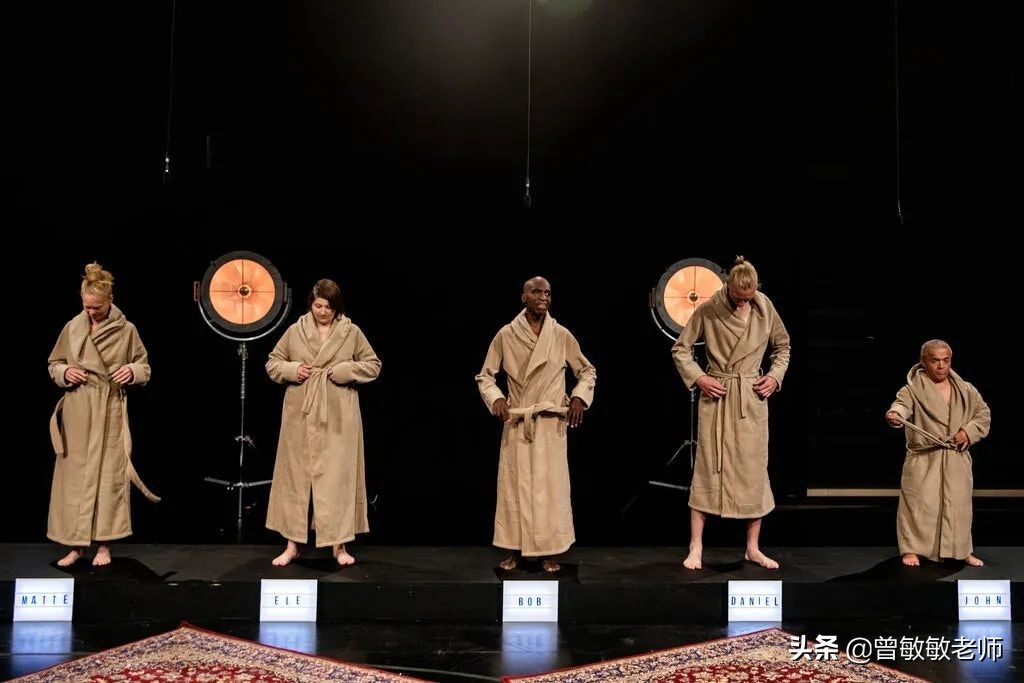 5名大人在丹麦儿童节目全裸，性教育过于真实让全球网友吵翻天