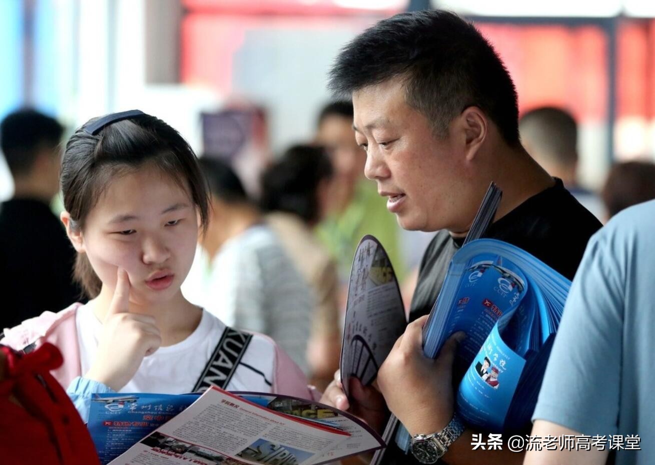 考不上二本一定要上的专科院校,考不上本科还能读专科吗