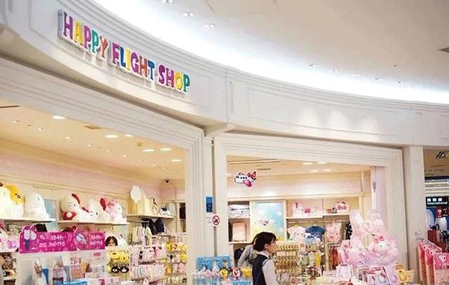 七座超会赚钱的机场“捞金”指南,购物中心学起来