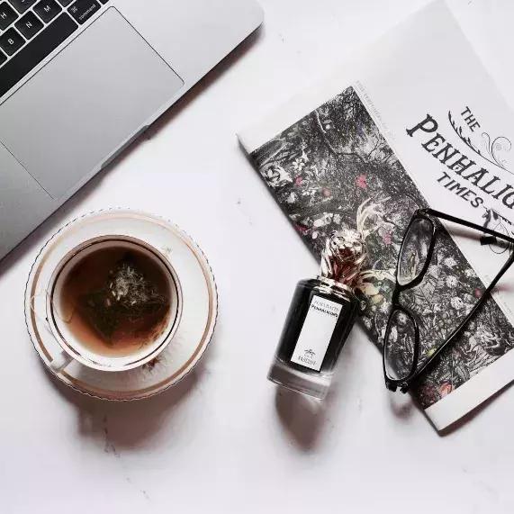 男人用了香水代表什么,男人用错香水