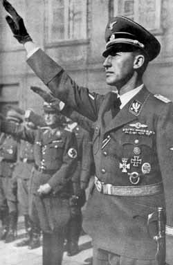 二战德国军装设计风格理念,二战德军军服设计公司